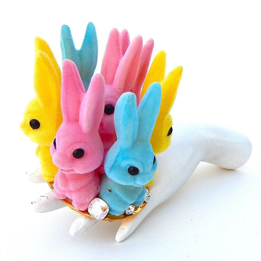 GASOLINE GLAMOUR FUZZY KILLER BUNNIES RING🐇🐰